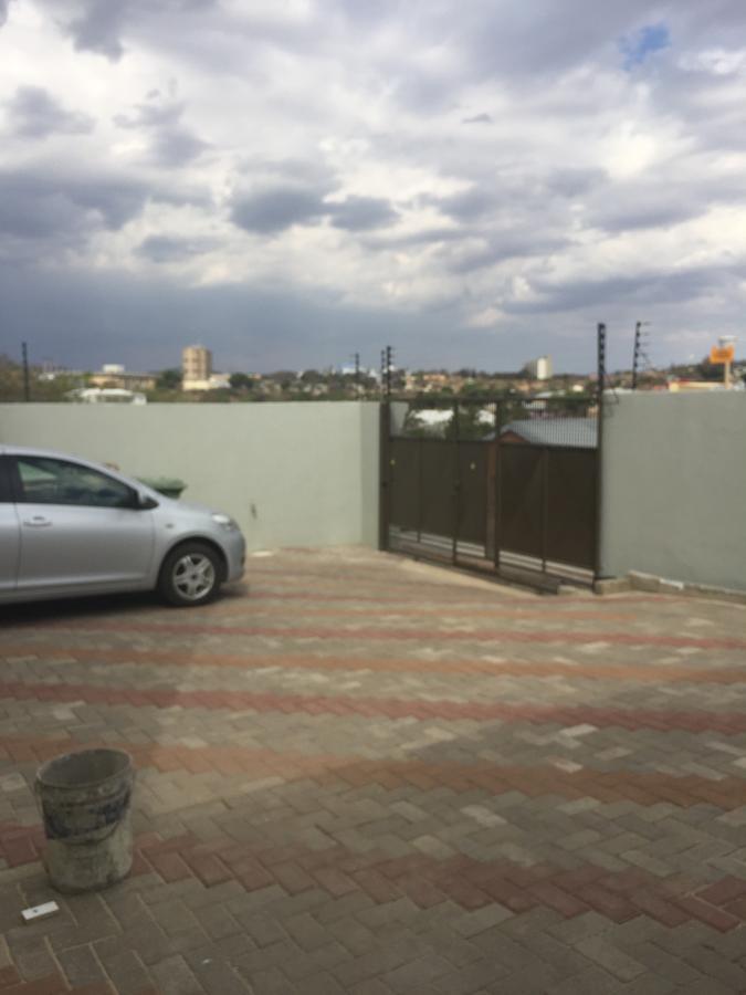 Coco Palm Bed&Breakfast Windhoek Buitenkant foto