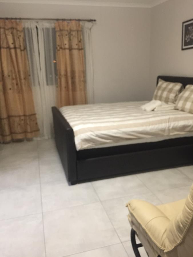 Coco Palm Bed&Breakfast Windhoek Buitenkant foto